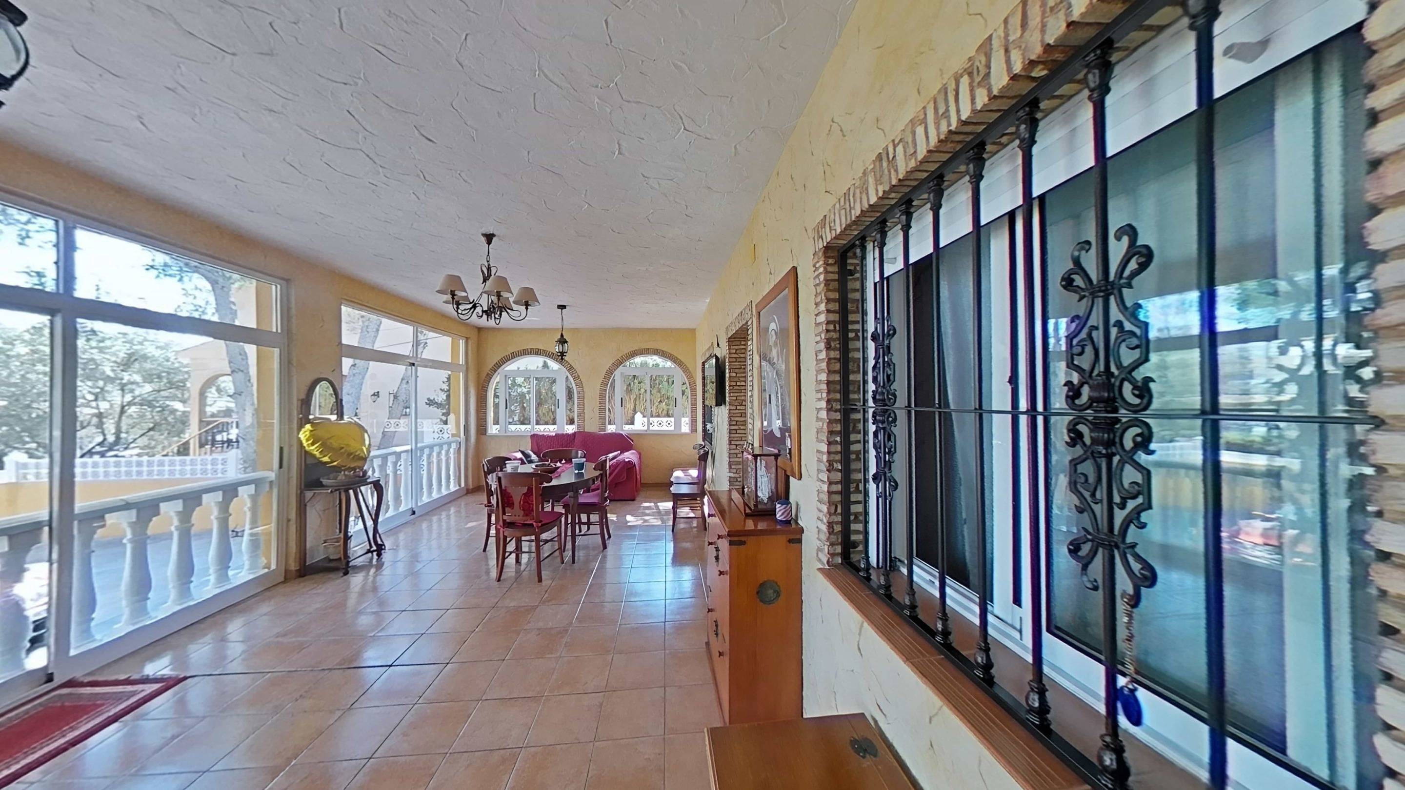 For sale - 4 Bedroom 2 Bathroom Villa in Torrevieja - Los Balcones  - Alicante