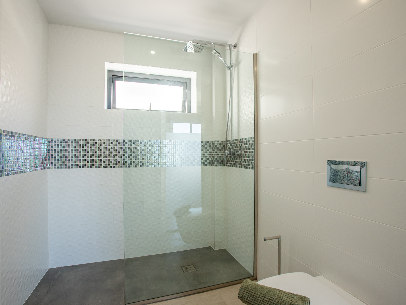 For sale - 3 Bedroom 2 Bathroom Villa in Rojales - Inland  - Alicante