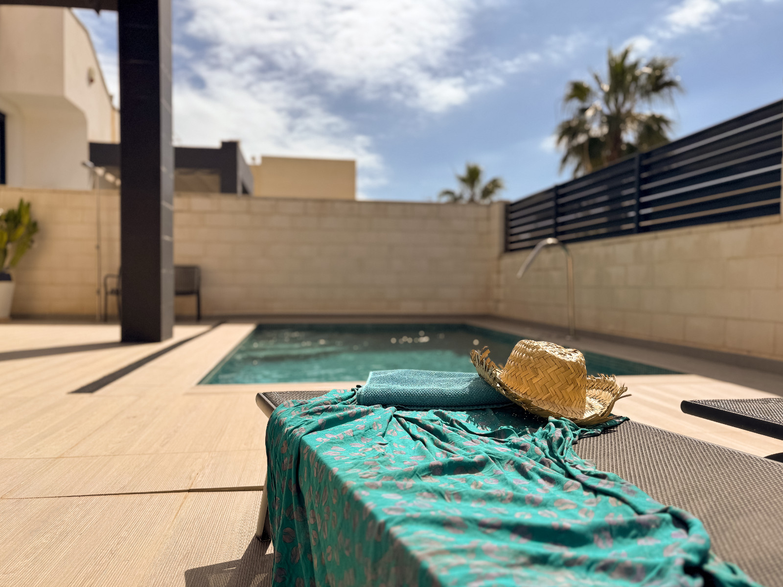 For sale - 3 Bedroom 2 Bathroom Villa in Rojales - Inland  - Alicante