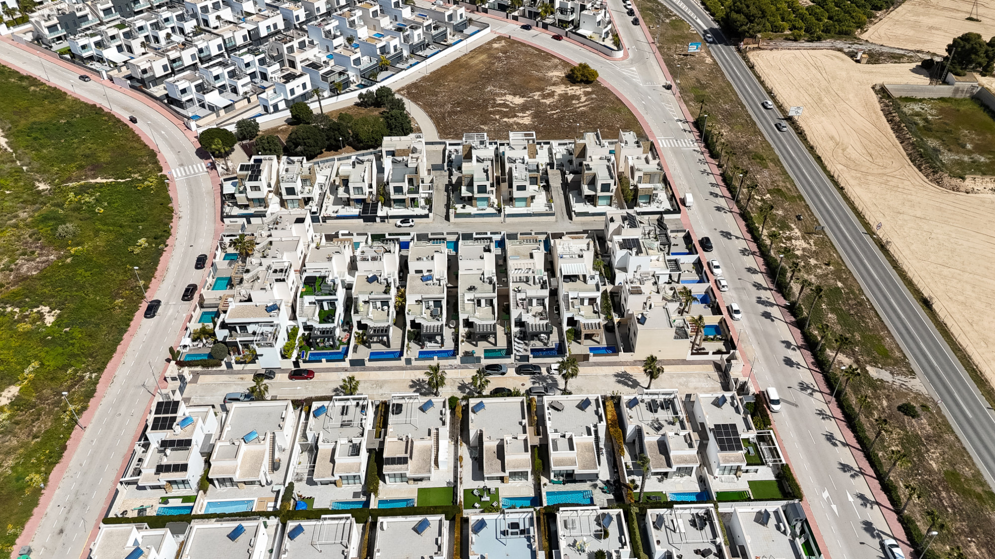 For sale - 3 Bedroom 2 Bathroom Villa in Rojales - Inland  - Alicante