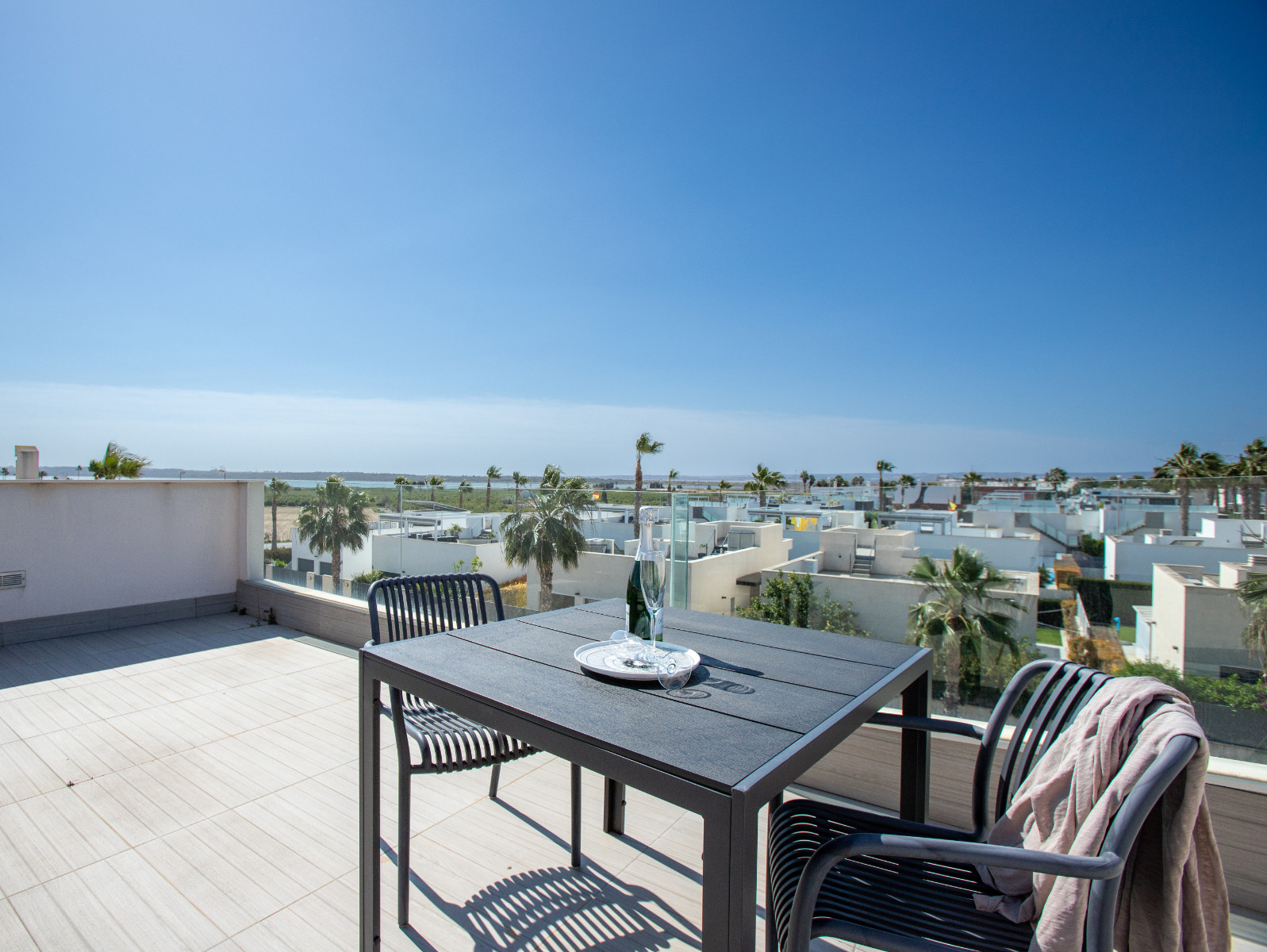 For sale - 3 Bedroom 2 Bathroom Villa in Rojales - Inland  - Alicante