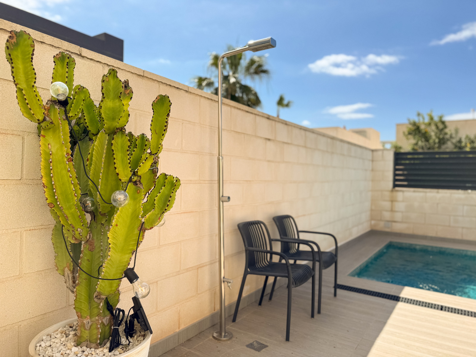 For sale - 3 Bedroom 2 Bathroom Villa in Rojales - Inland  - Alicante