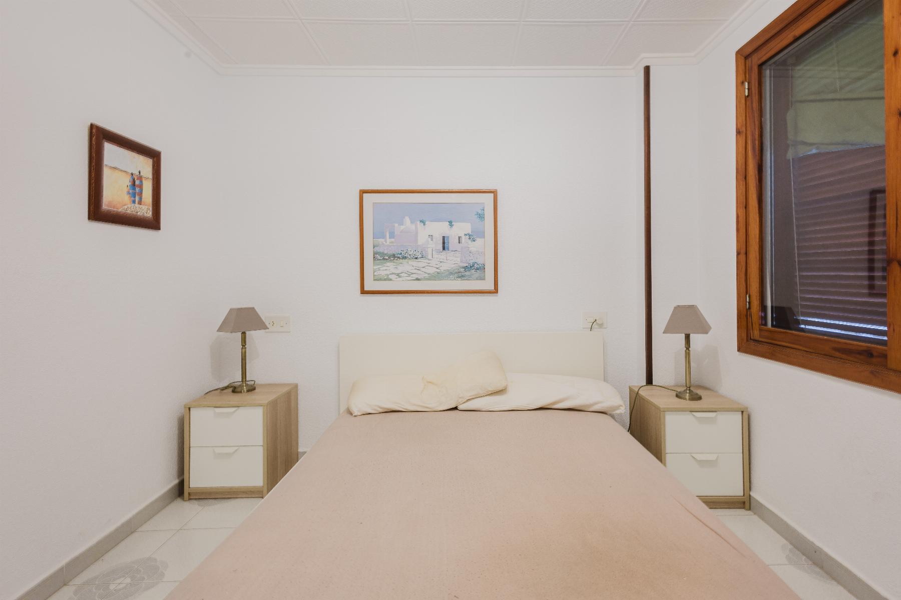 For sale - 3 Bedroom 2 Bathroom Apartment in Torrevieja - Costa Blanca  - Alicante