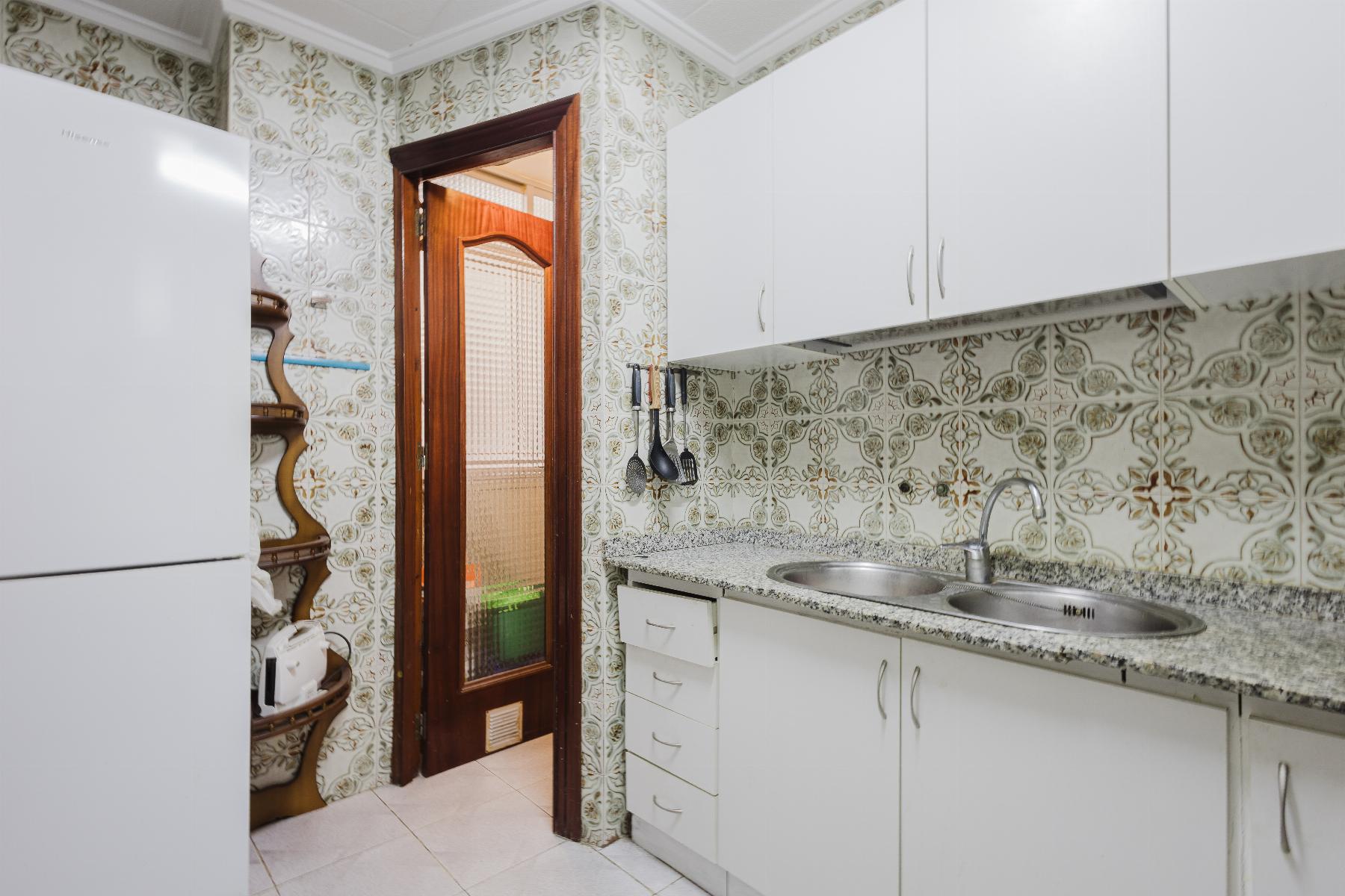 For sale - 3 Bedroom 2 Bathroom Apartment in Torrevieja - Costa Blanca  - Alicante