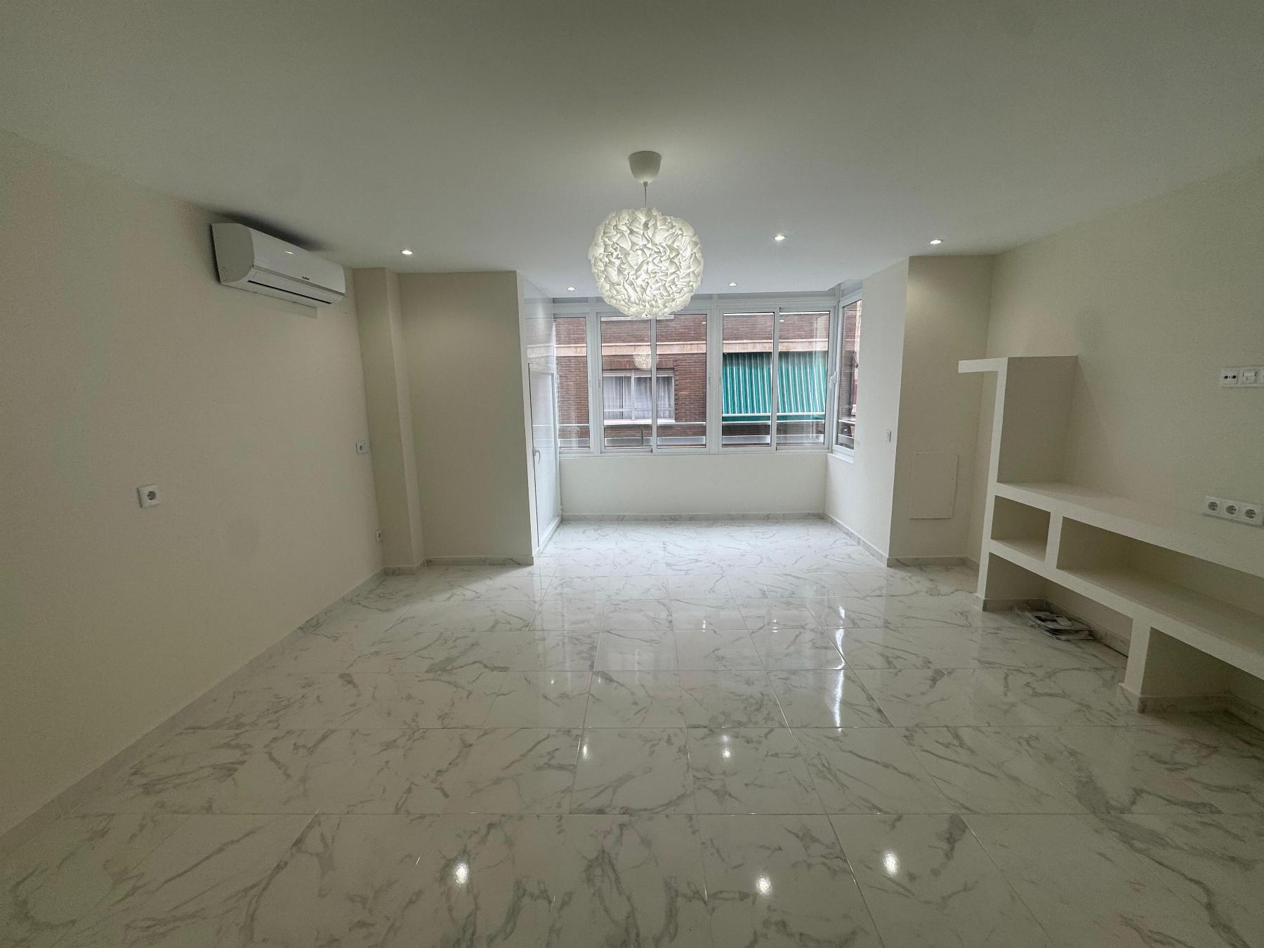 For sale - 3 Bedroom 3 Bathroom Apartment in Torrevieja - Costa Blanca  - Alicante