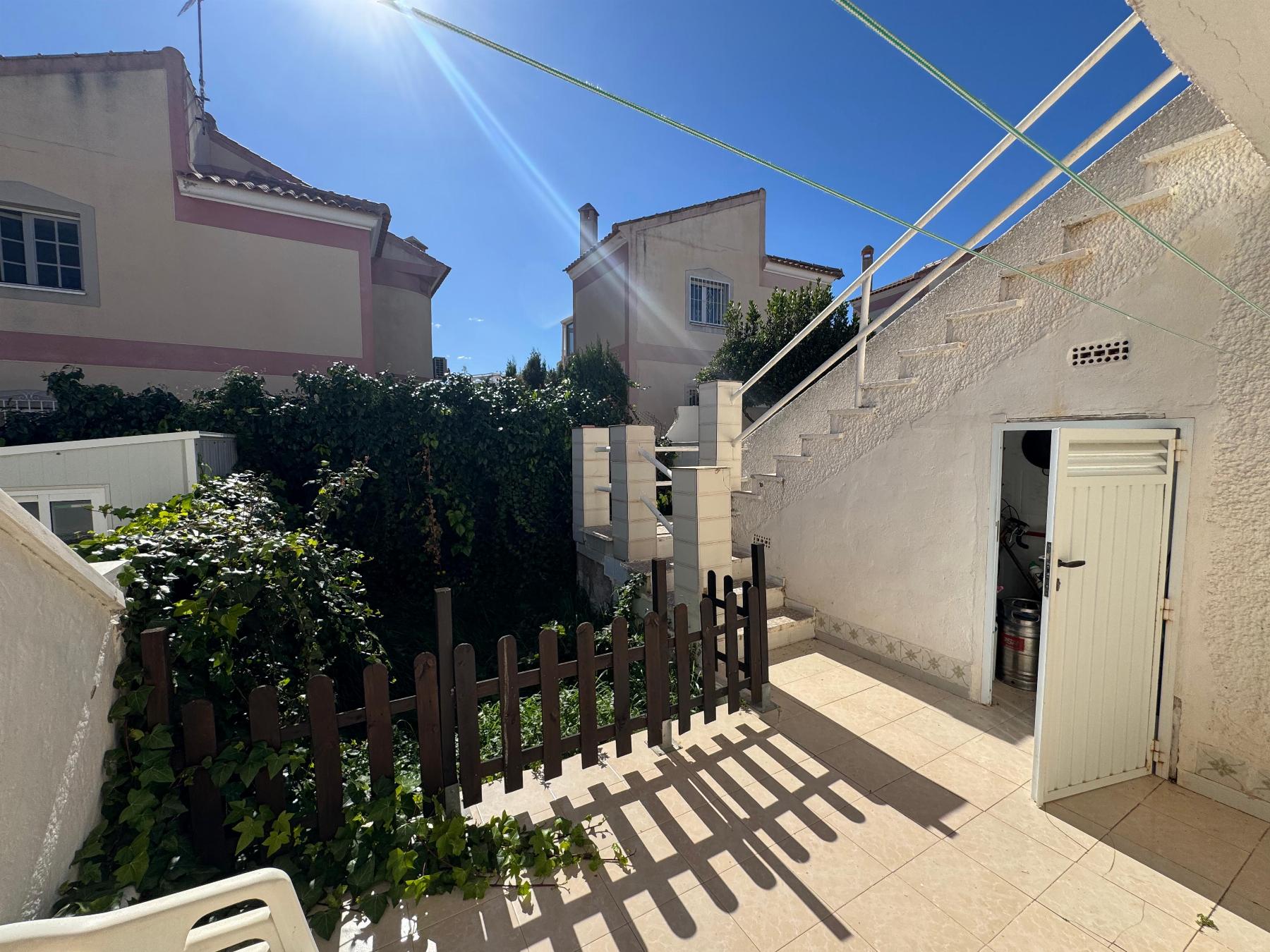 For sale - 3 Bedroom 2 Bathroom Town House in Torrevieja - Costa Blanca  - Alicante