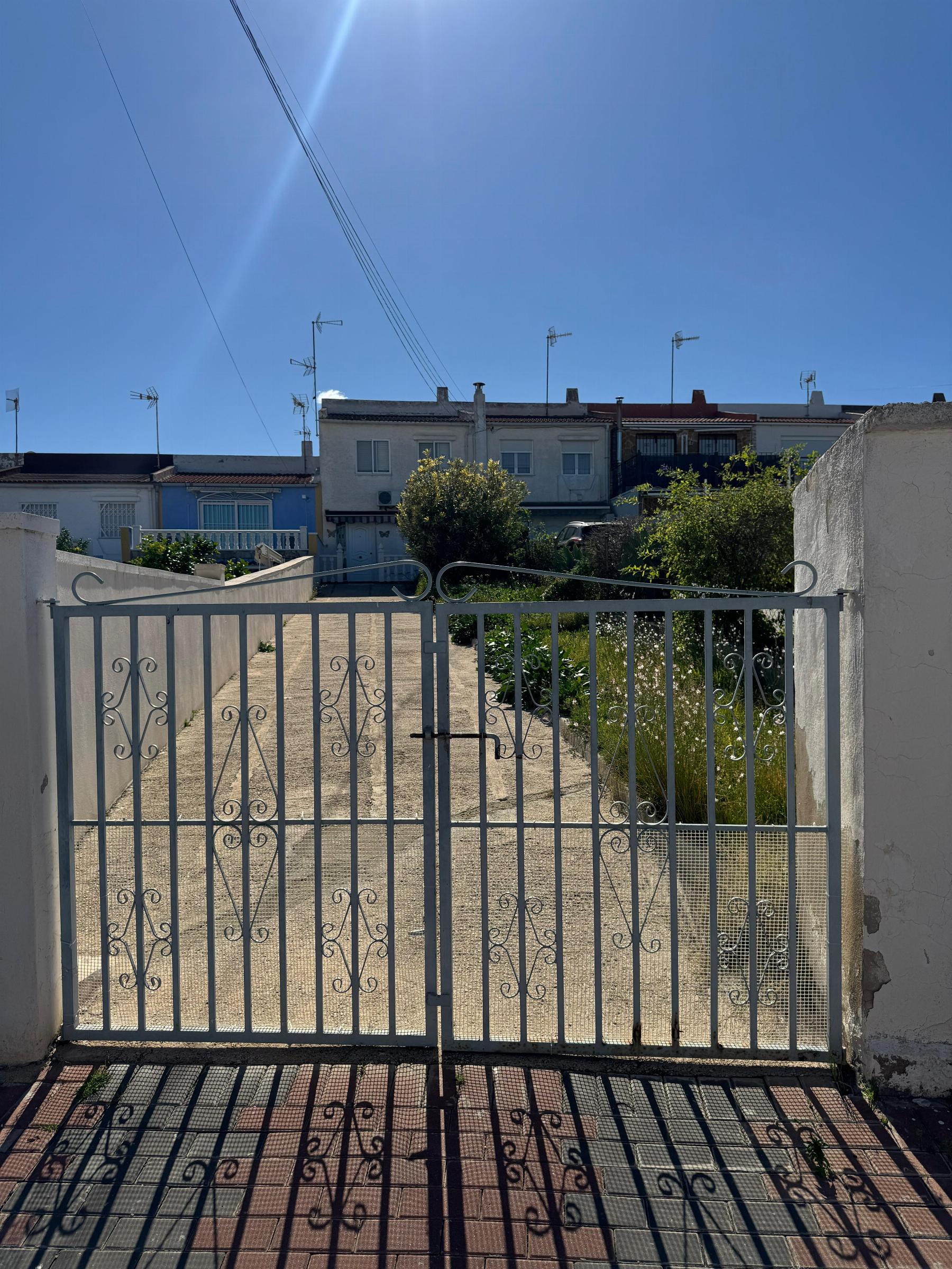 For sale - 3 Bedroom 2 Bathroom Town House in Torrevieja - Costa Blanca  - Alicante