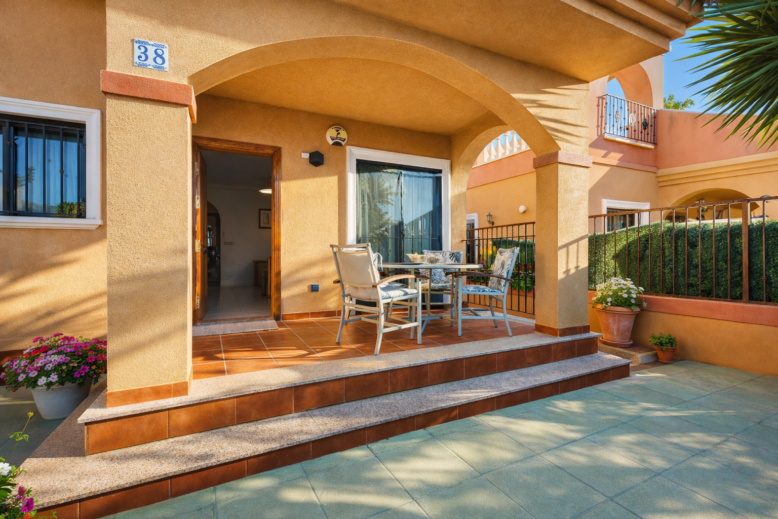 For sale - 2 Bedroom 2 Bathroom Villa in Torrevieja - Costa Blanca  - Alicante