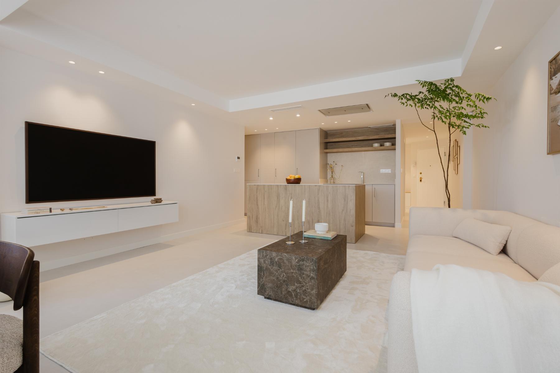 For sale - 3 Bedroom 3 Bathroom Apartment in Torrevieja - Costa Blanca  - Alicante