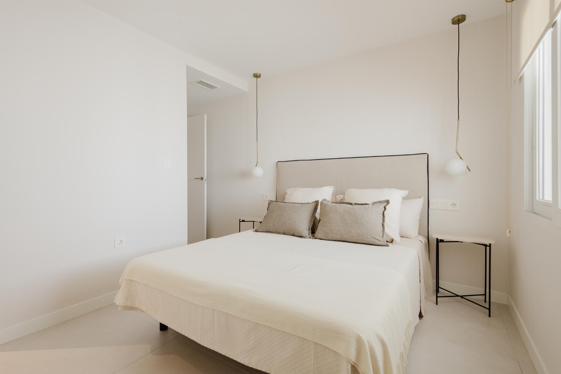 For sale - 3 Bedroom 3 Bathroom Apartment in Torrevieja - Costa Blanca  - Alicante