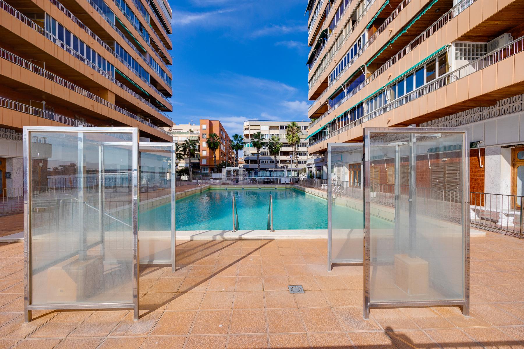 For sale - 3 Bedroom 3 Bathroom Apartment in Torrevieja - Costa Blanca  - Alicante