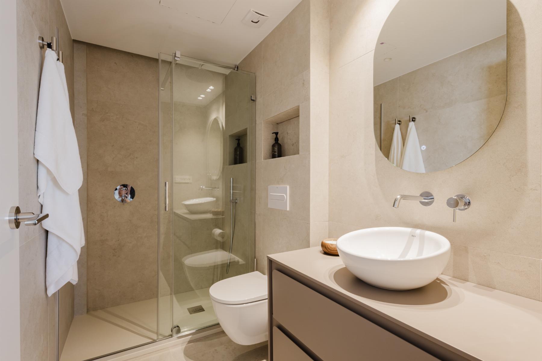 For sale - 3 Bedroom 3 Bathroom Apartment in Torrevieja - Costa Blanca  - Alicante