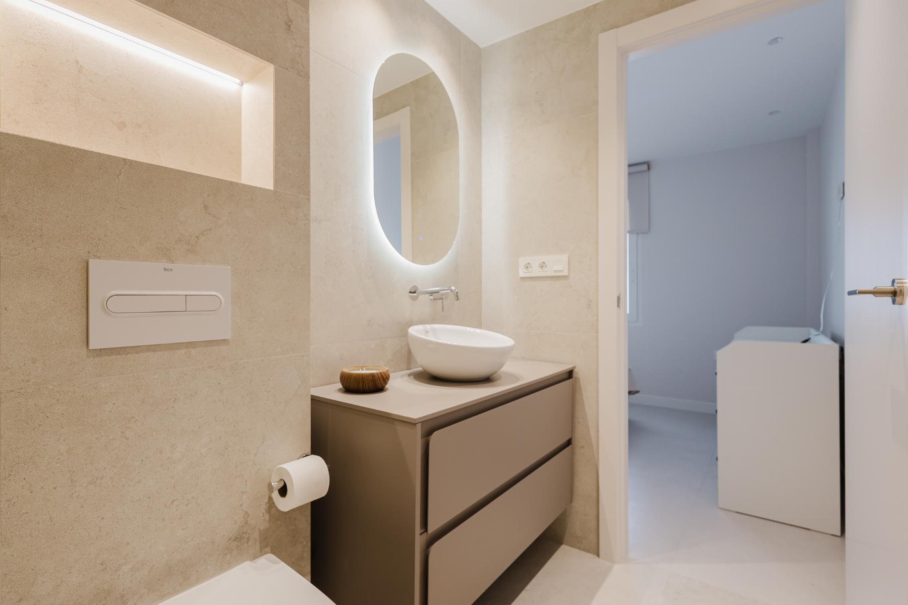 For sale - 3 Bedroom 3 Bathroom Apartment in Torrevieja - Costa Blanca  - Alicante