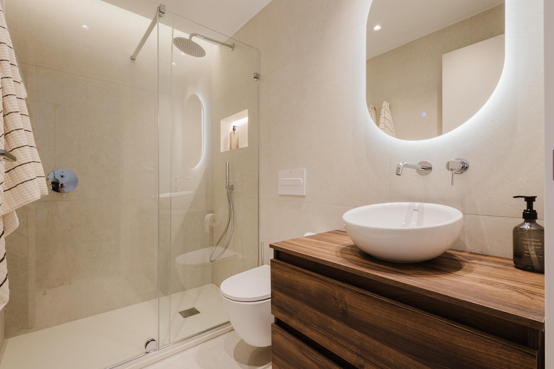 For sale - 3 Bedroom 3 Bathroom Apartment in Torrevieja - Costa Blanca  - Alicante