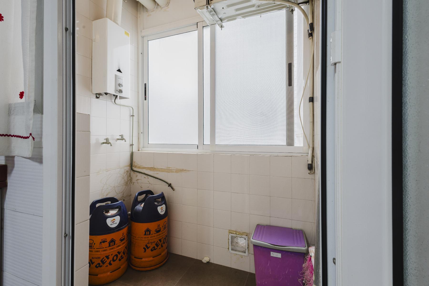 For sale - 3 Bedroom 2 Bathroom Apartment in Torrevieja - Costa Blanca  - Alicante