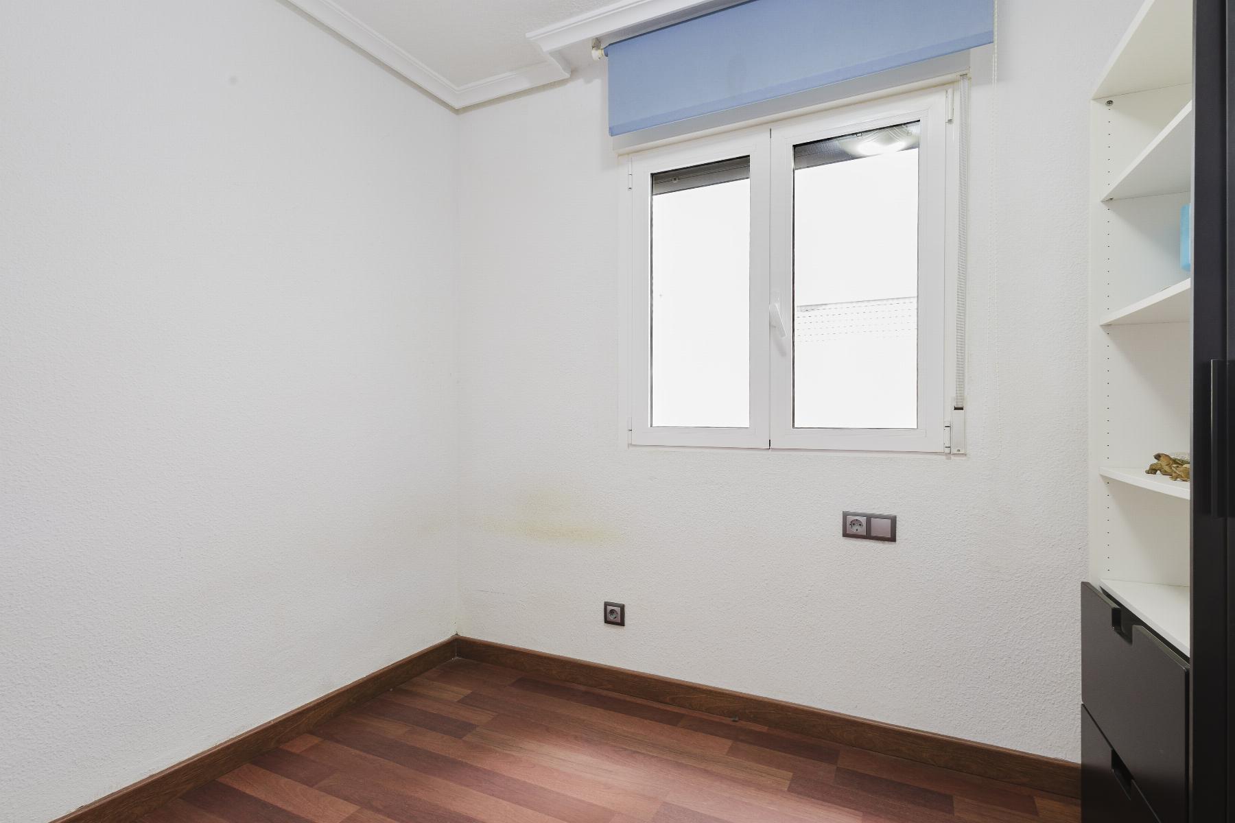 For sale - 3 Bedroom 2 Bathroom Apartment in Torrevieja - Costa Blanca  - Alicante