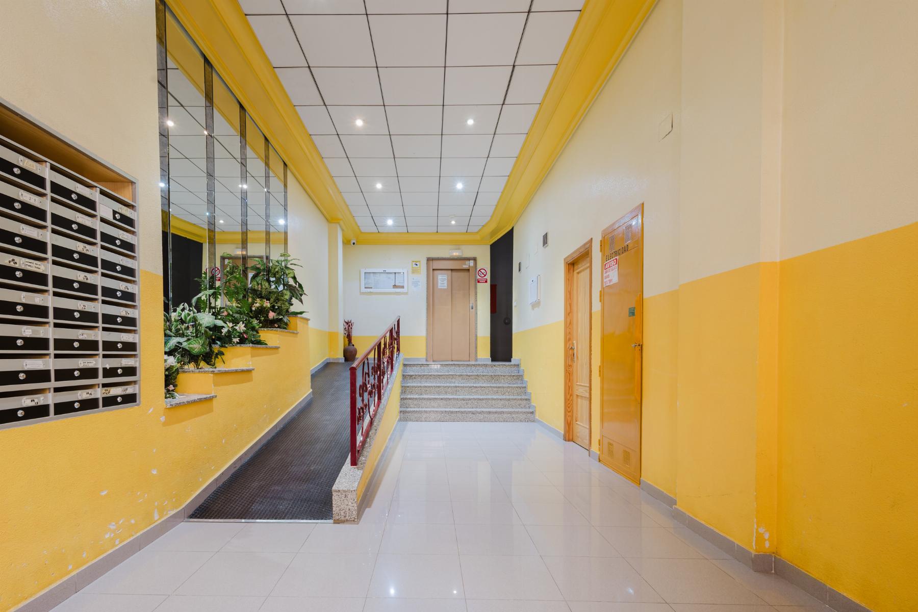 For sale - 3 Bedroom 2 Bathroom Apartment in Torrevieja - Costa Blanca  - Alicante