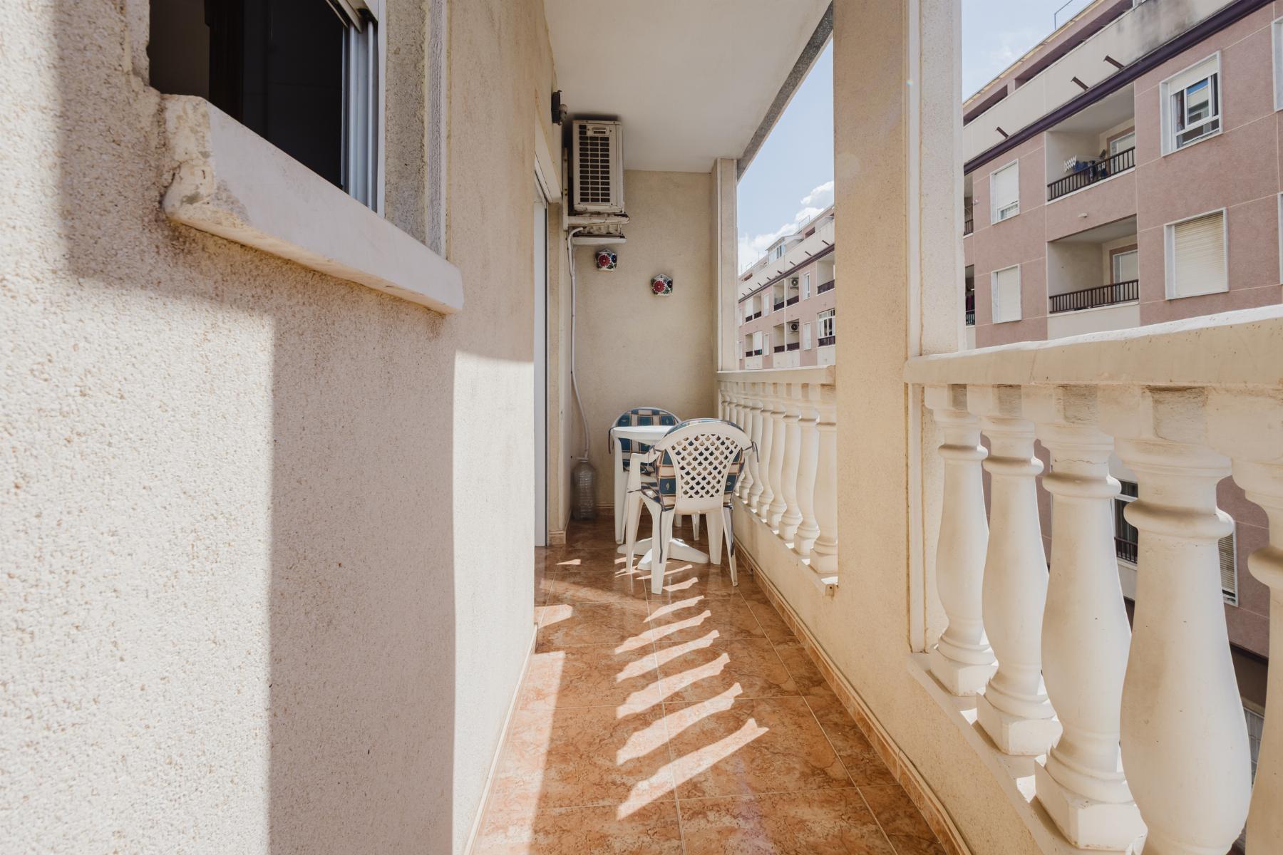 For sale - 3 Bedroom 2 Bathroom Apartment in Torrevieja - Costa Blanca  - Alicante