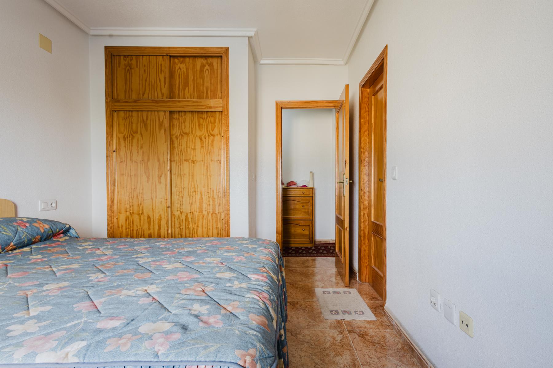 For sale - 3 Bedroom 2 Bathroom Apartment in Torrevieja - Costa Blanca  - Alicante