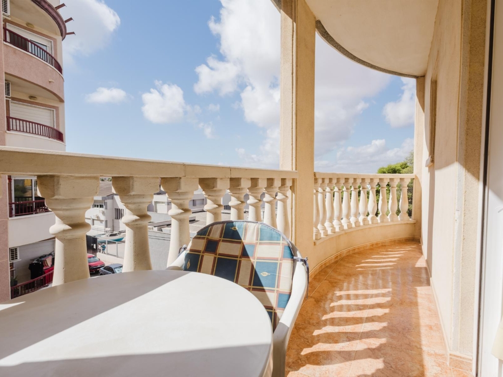 3 Bedroom 2 Bathroom Apartment in Torrevieja