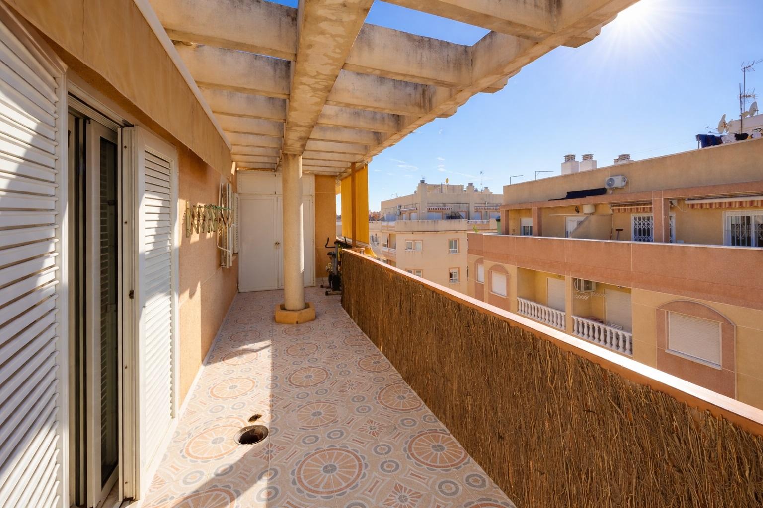 For sale - 2 Bedroom 2 Bathroom Apartment in Torrevieja - Costa Blanca  - Alicante