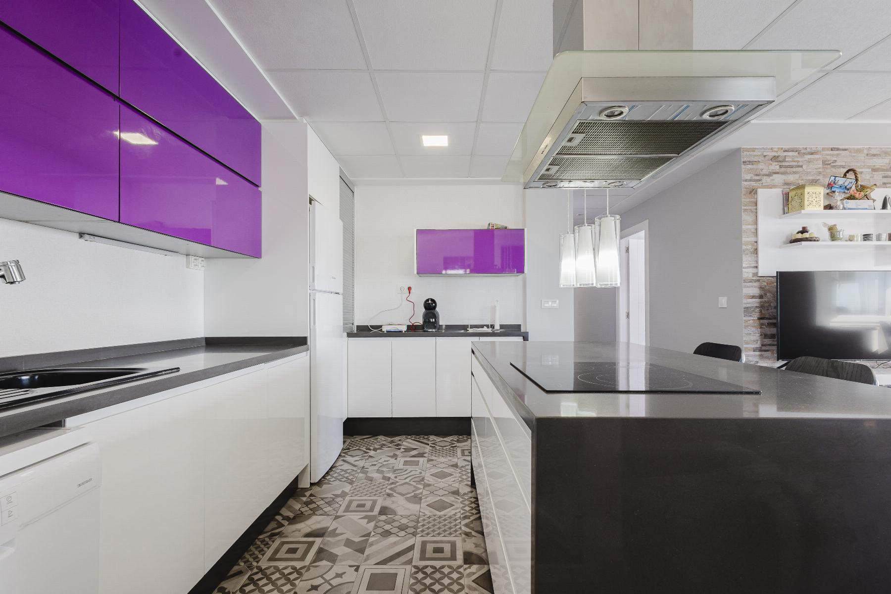 For sale - 3 Bedroom 2 Bathroom Apartment in Torrevieja - Costa Blanca  - Alicante