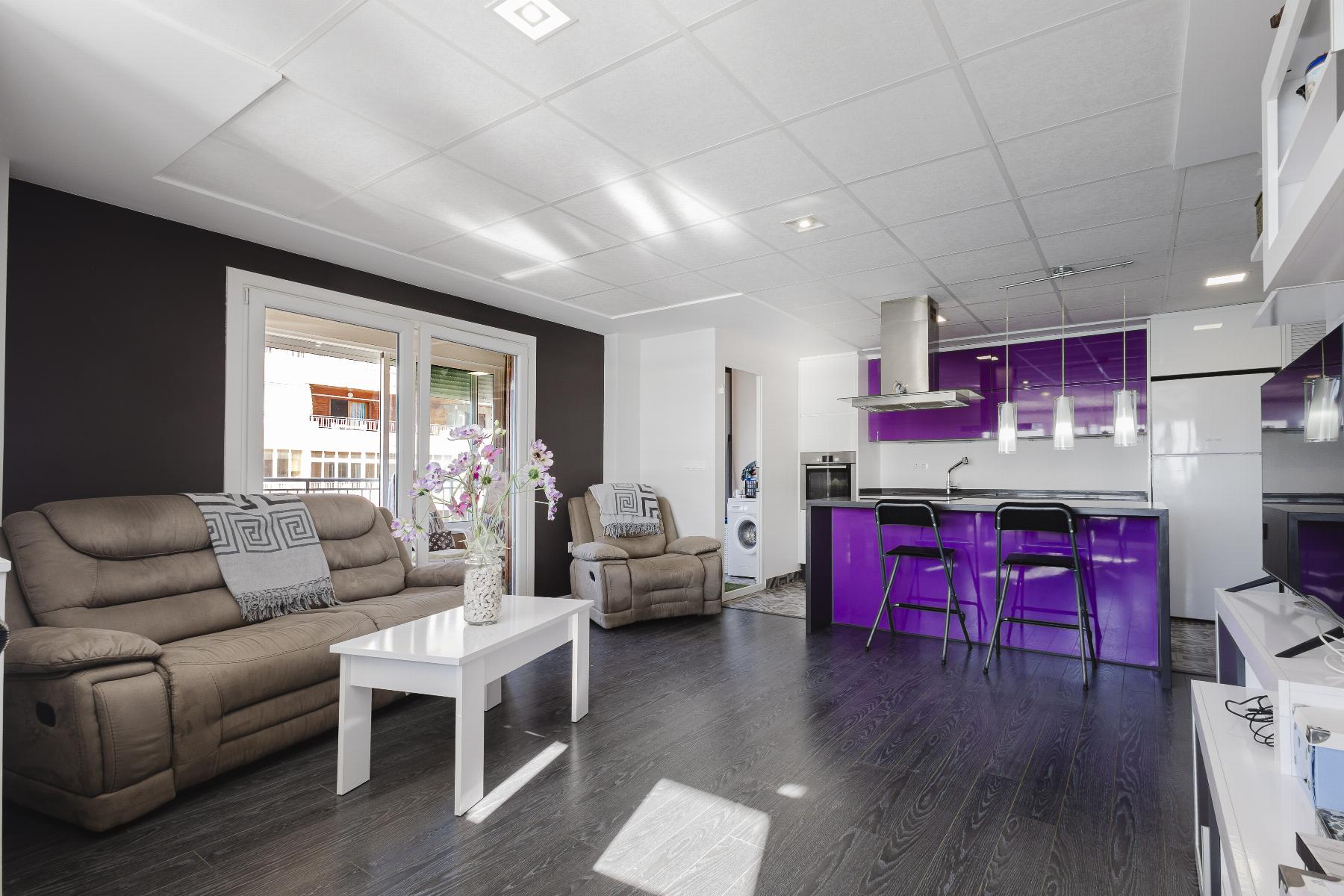 For sale - 3 Bedroom 2 Bathroom Apartment in Torrevieja - Costa Blanca  - Alicante