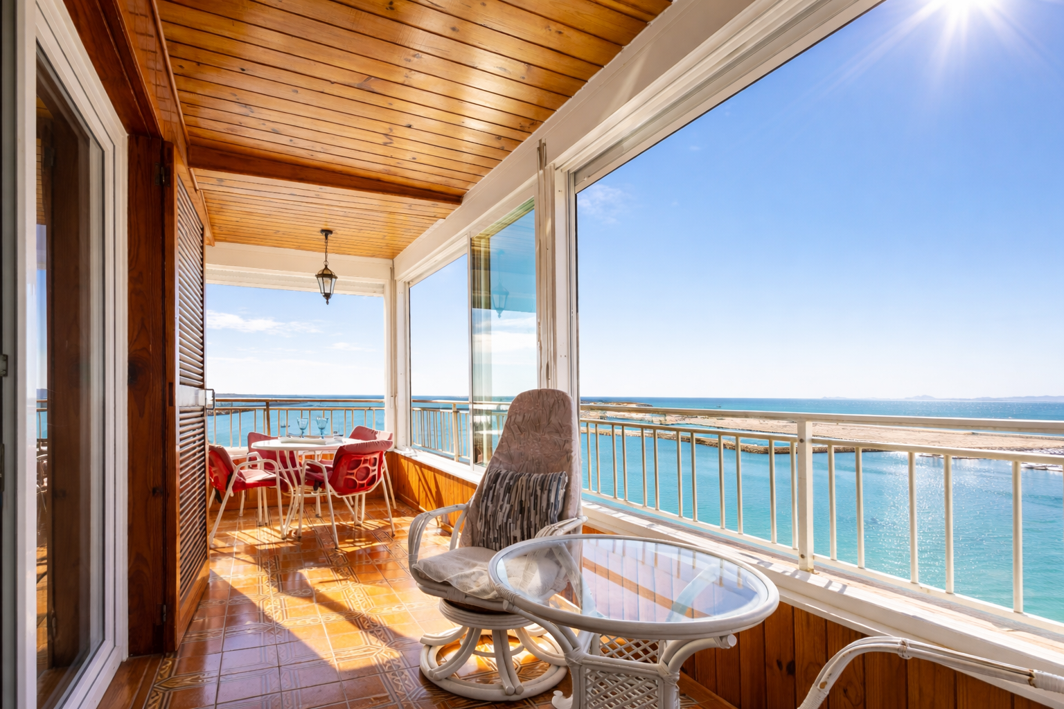 For sale - 3 Bedroom 2 Bathroom Apartment in Torrevieja - Costa Blanca  - Alicante