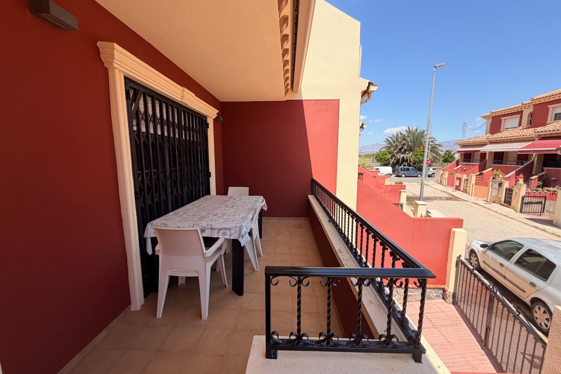 For sale - 3 Bedroom 3 Bathroom Townhouse in Catral - pueblo  - Alicante