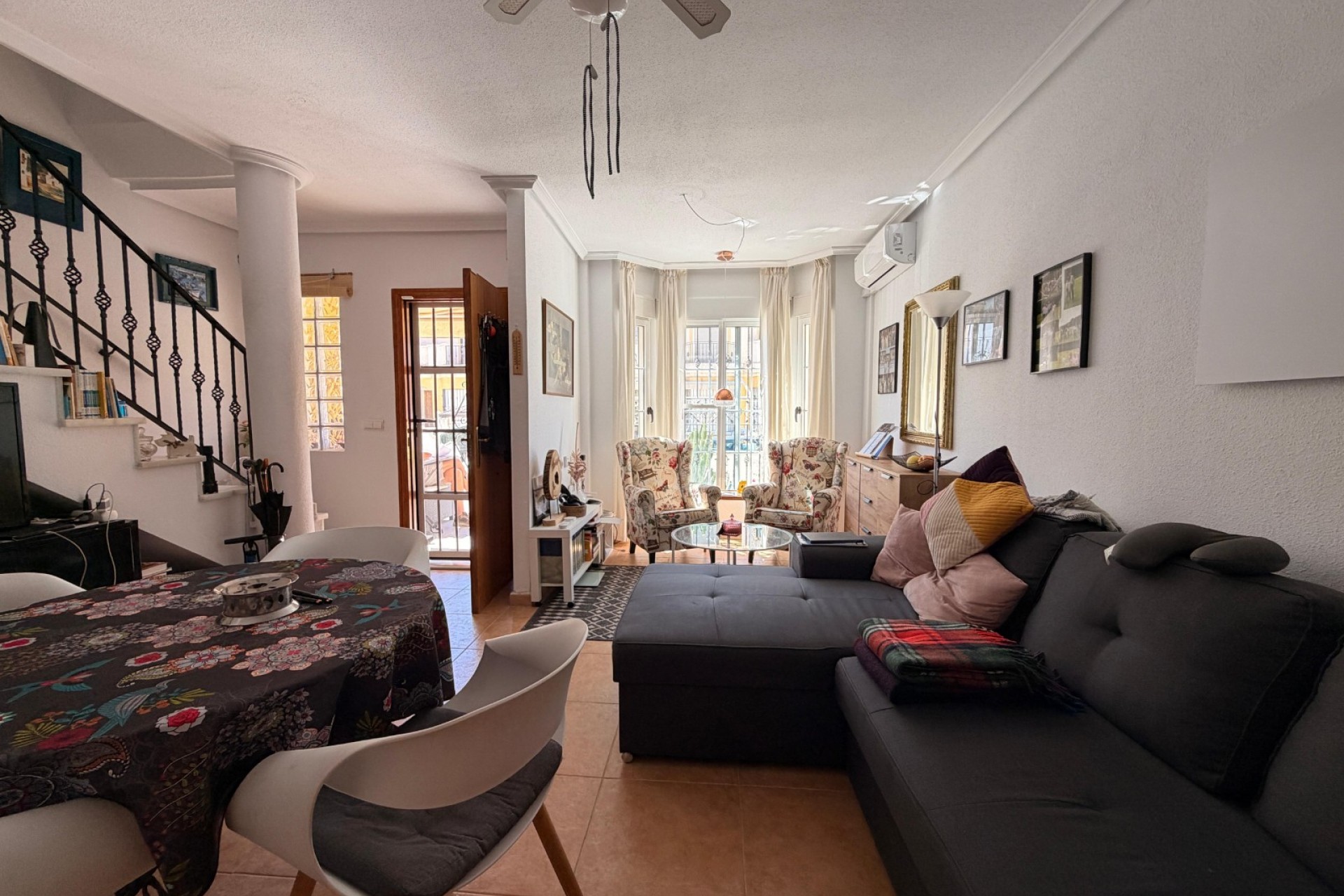 For sale - 3 Bedroom 2 Bathroom Townhouse in El Raso - El Raso  - Alicante