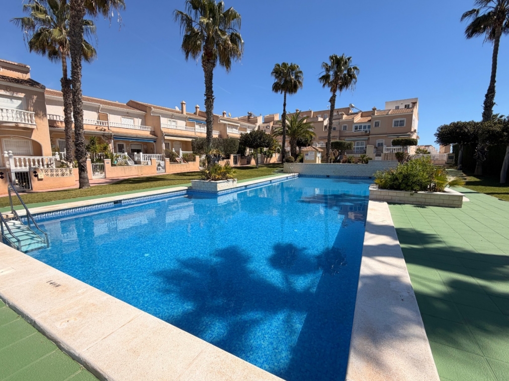 2 Bedroom 2 Bathroom Townhouse in Dona Pepa Quesada