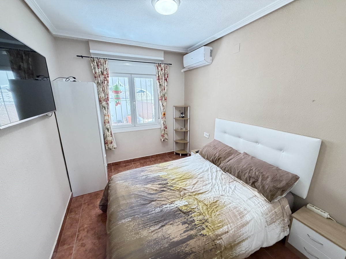 For sale - 2 Bedroom 1 Bathroom Bungalow in San Miguel De Salinas - , San Miguel De Salinas, Alicante, Spain - Alicante