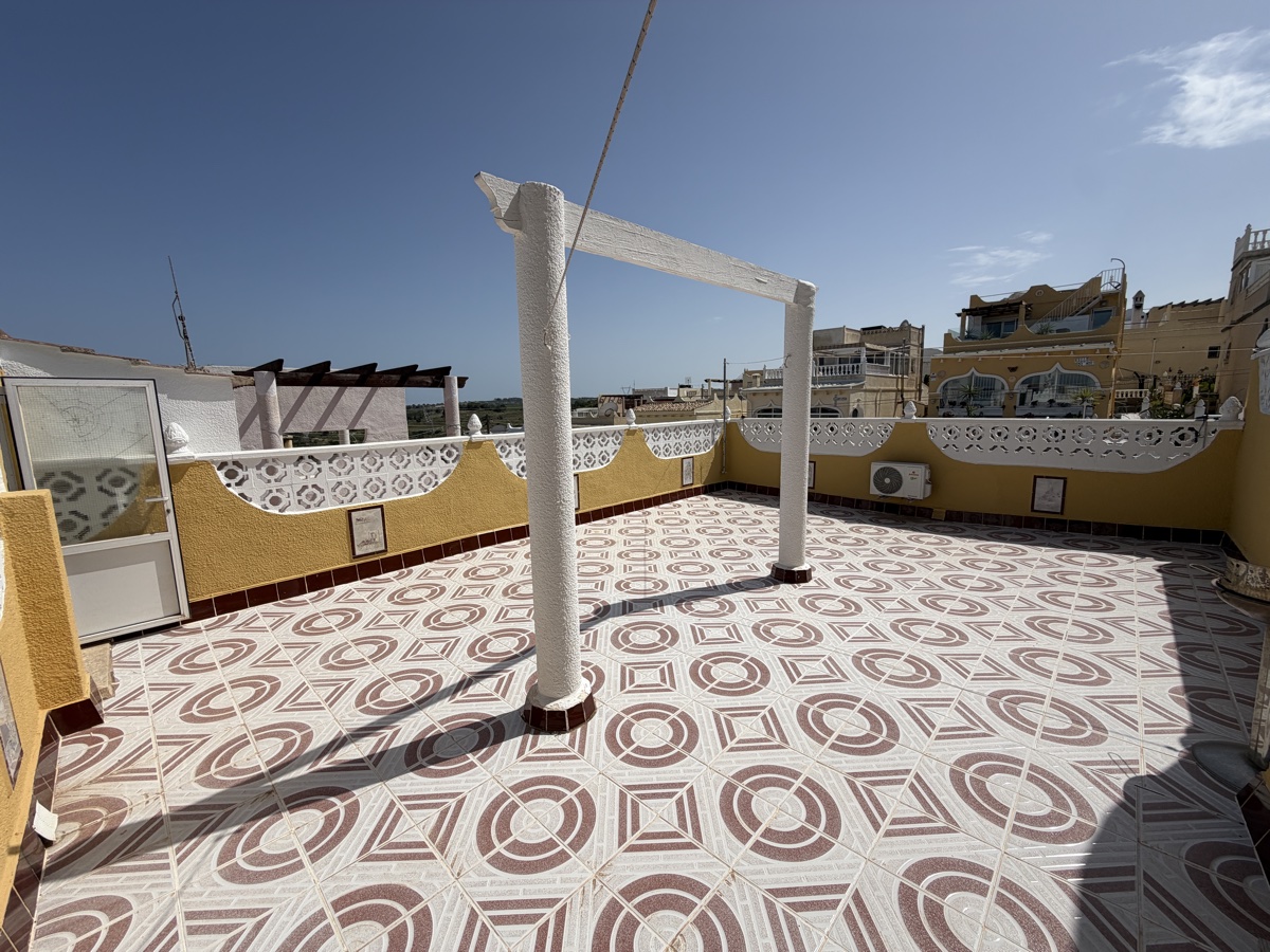For sale - 2 Bedroom 1 Bathroom Bungalow in San Miguel De Salinas - , San Miguel De Salinas, Alicante, Spain - Alicante