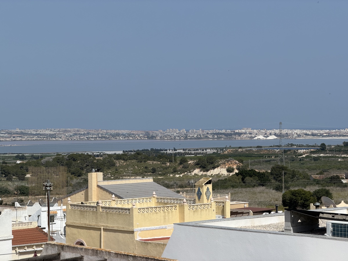 For sale - 2 Bedroom 1 Bathroom Bungalow in San Miguel De Salinas - , San Miguel De Salinas, Alicante, Spain - Alicante