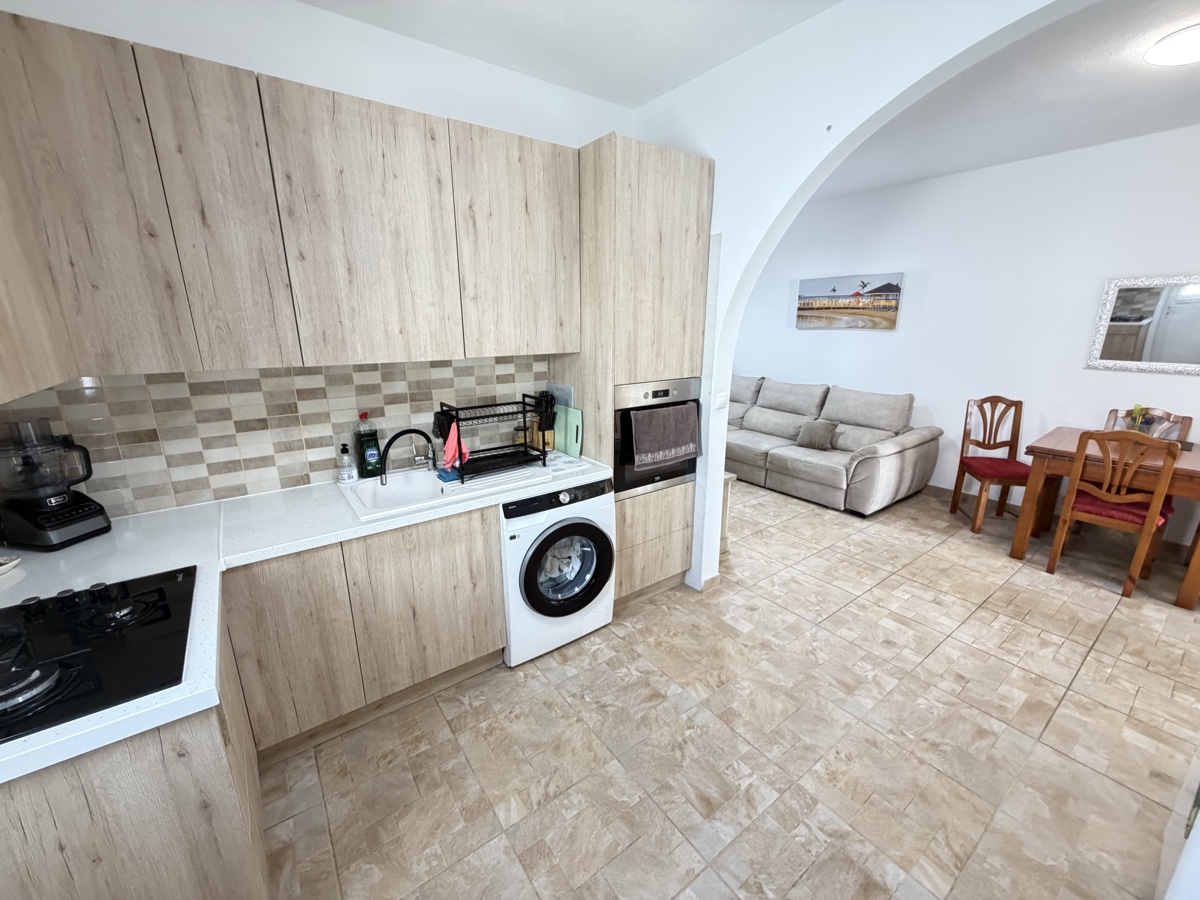 For sale - 2 Bedroom 1 Bathroom Bungalow in Villamartin - , Villamartin, Alicante, Spain - Alicante