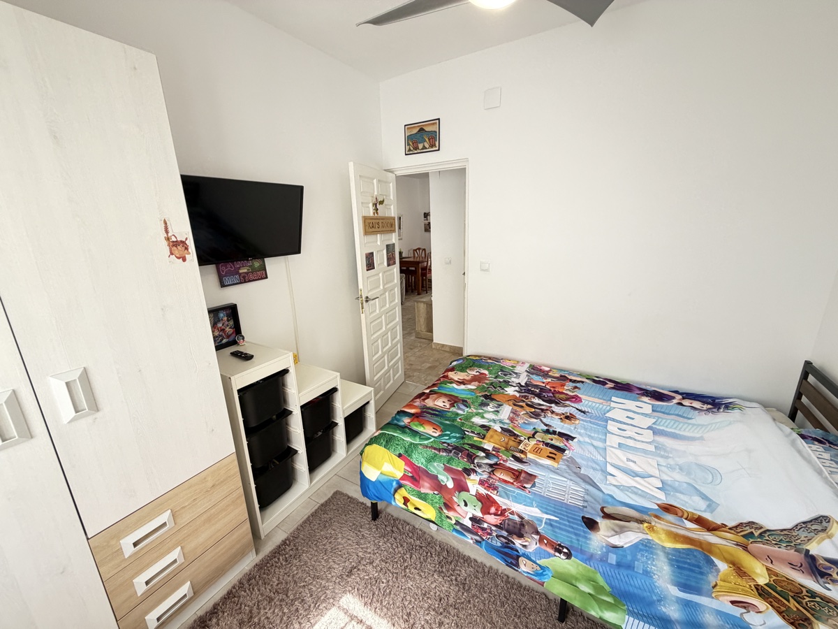 For sale - 2 Bedroom 1 Bathroom Bungalow in Villamartin - , Villamartin, Alicante, Spain - Alicante