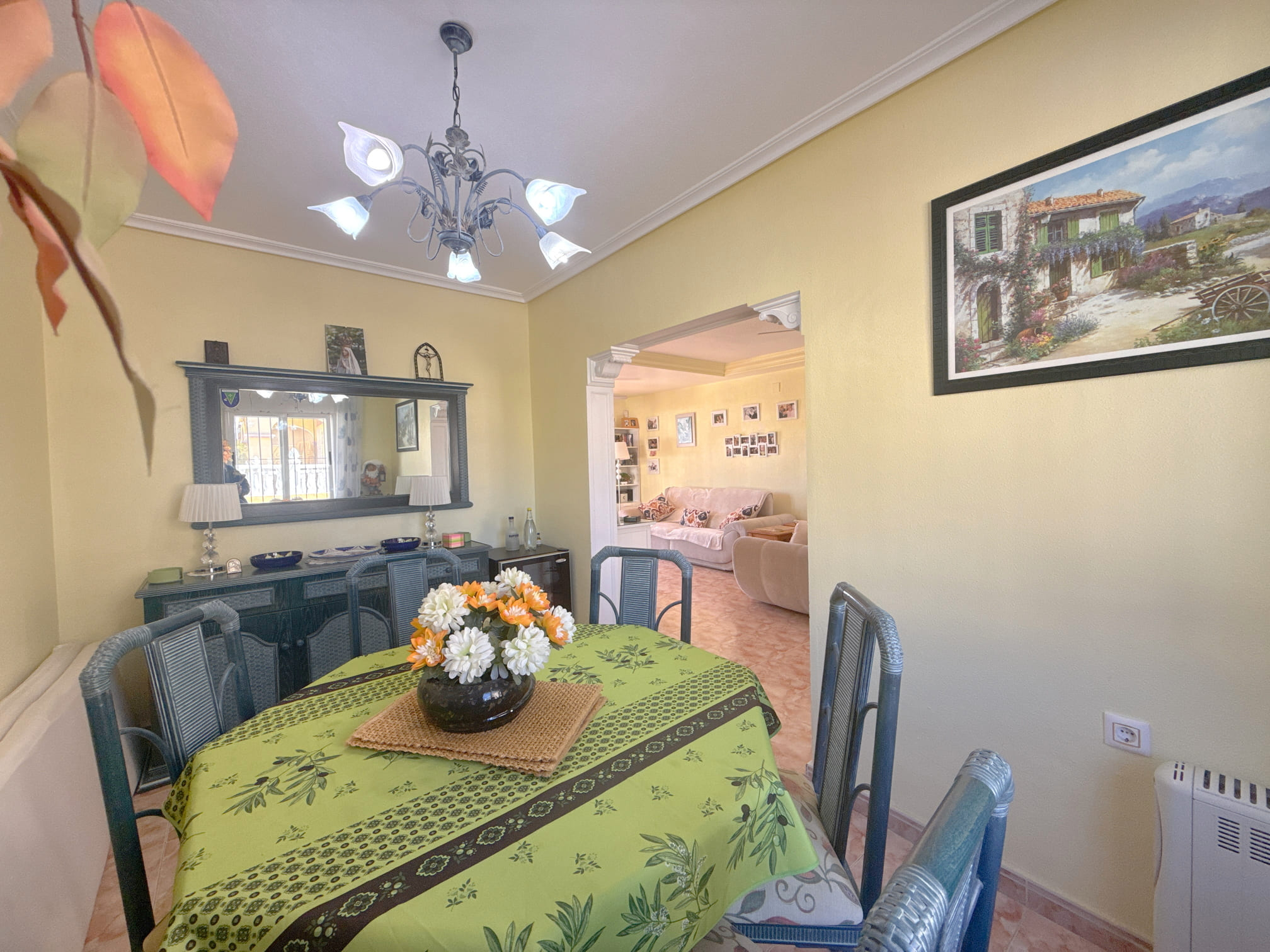 For sale - 3 Bedroom 2 Bathroom Villa in Cabo Roig>La Regia -  - Orihuela Costa