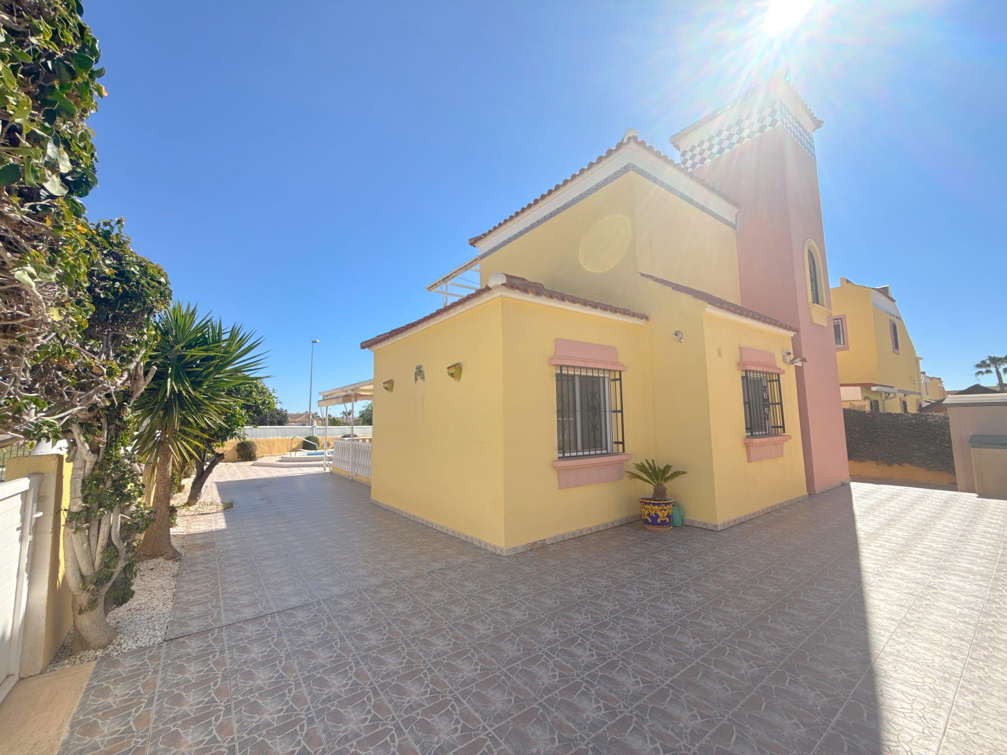 For sale - 3 Bedroom 2 Bathroom Villa in Cabo Roig>La Regia -  - Orihuela Costa