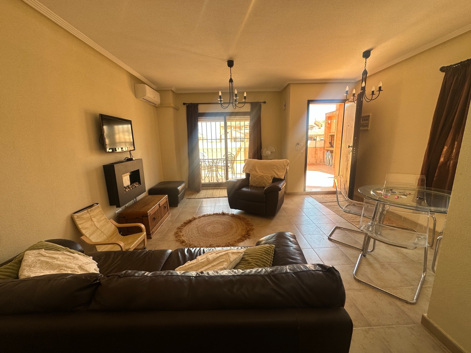 For sale - 3 Bedroom 1 Bathroom Apartment in Torrevieja - Aguas Nuevas  - Alicante