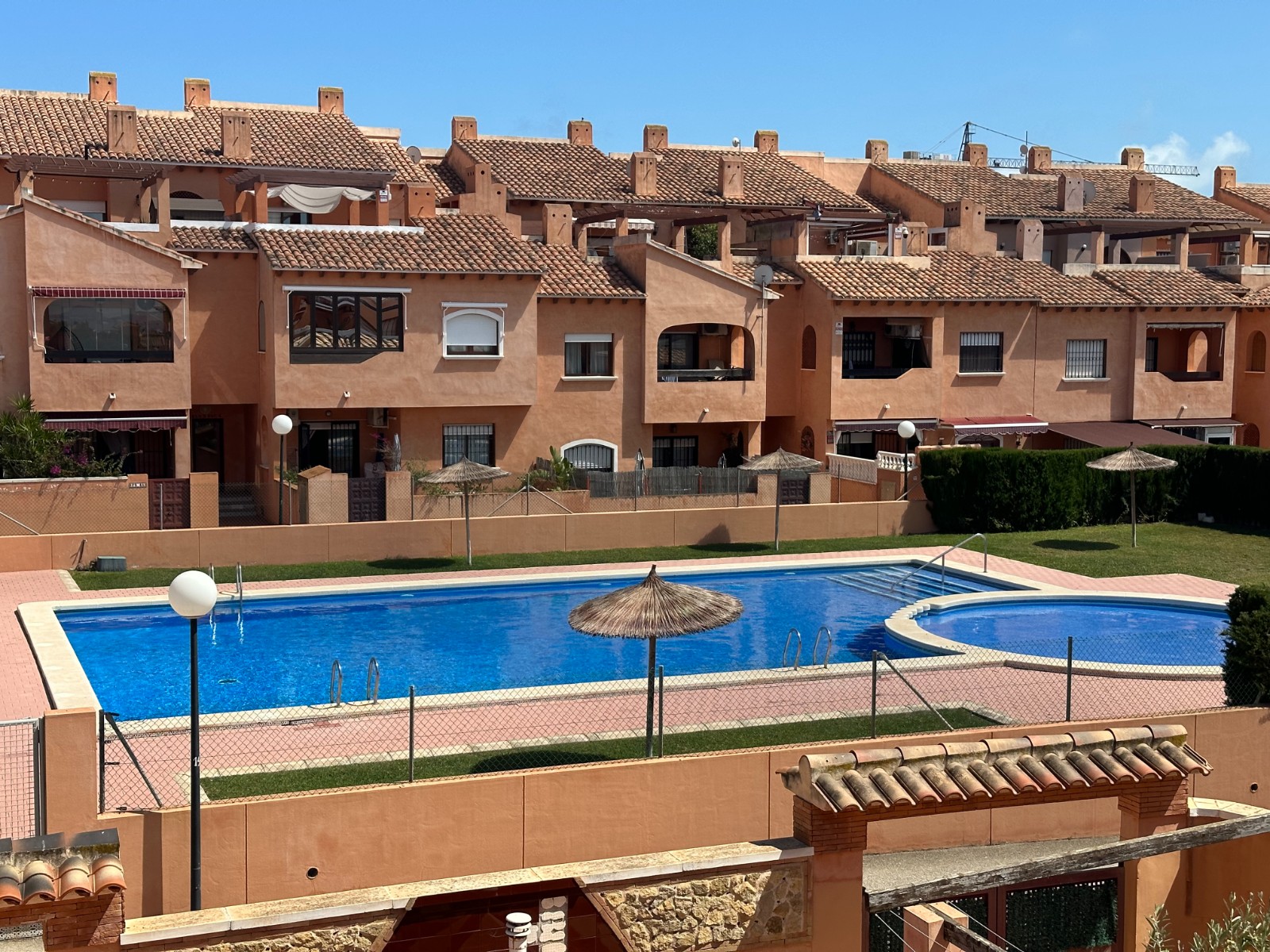 For sale - 3 Bedroom 1 Bathroom Apartment in Torrevieja - Aguas Nuevas  - Alicante