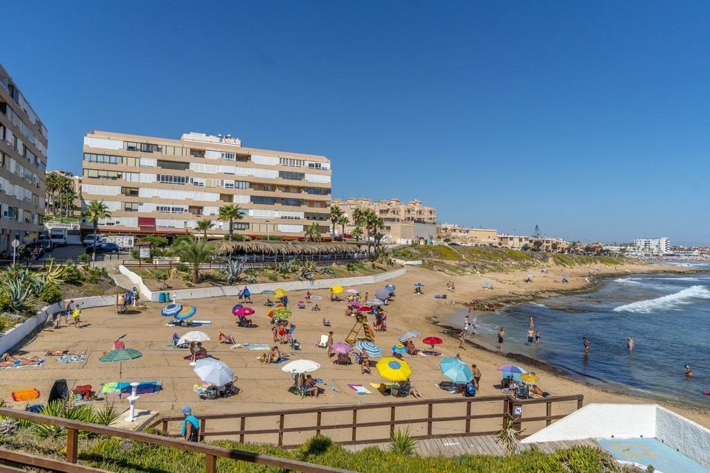 For sale - 1 Bedroom 1 Bathroom Apartment in La Mata - Cabo cervera  - Alicante