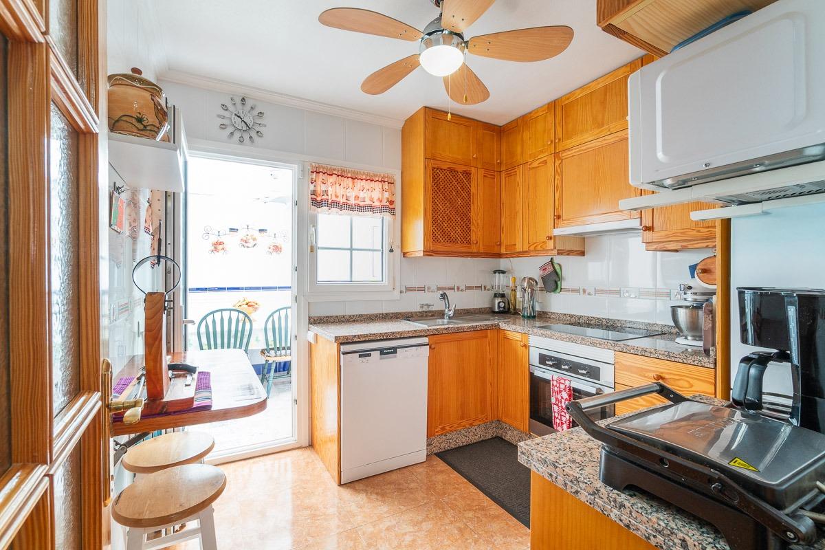 For sale - 3 Bedroom 2 Bathroom Terraced house in Villamartin - PAU26  - Alicante