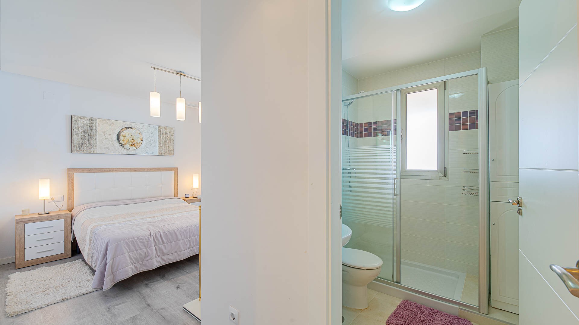 For sale - 2 Bedroom 2 Bathroom Apartamento in Orihuela-Costa - Los Dolses  - Alicante