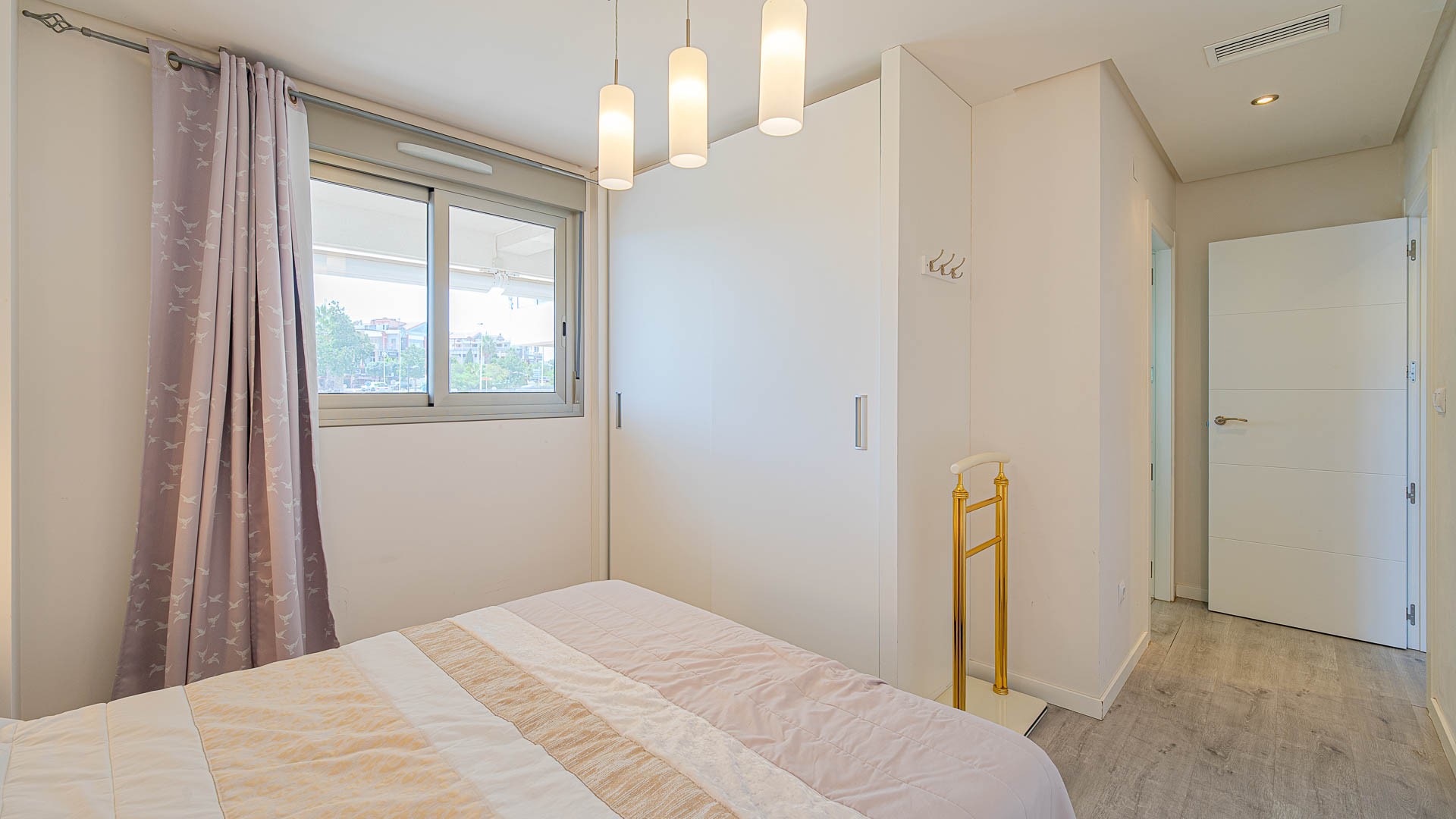 For sale - 2 Bedroom 2 Bathroom Apartamento in Orihuela-Costa - Los Dolses  - Alicante