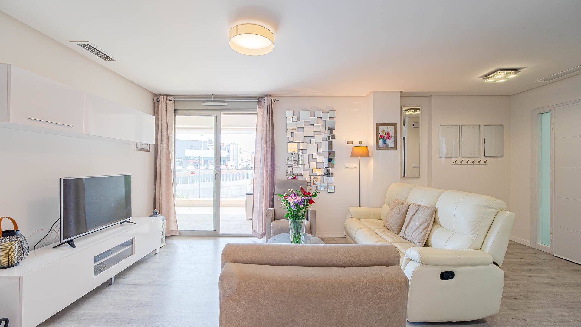 For sale - 2 Bedroom 2 Bathroom Apartamento in Orihuela-Costa - Los Dolses  - Alicante