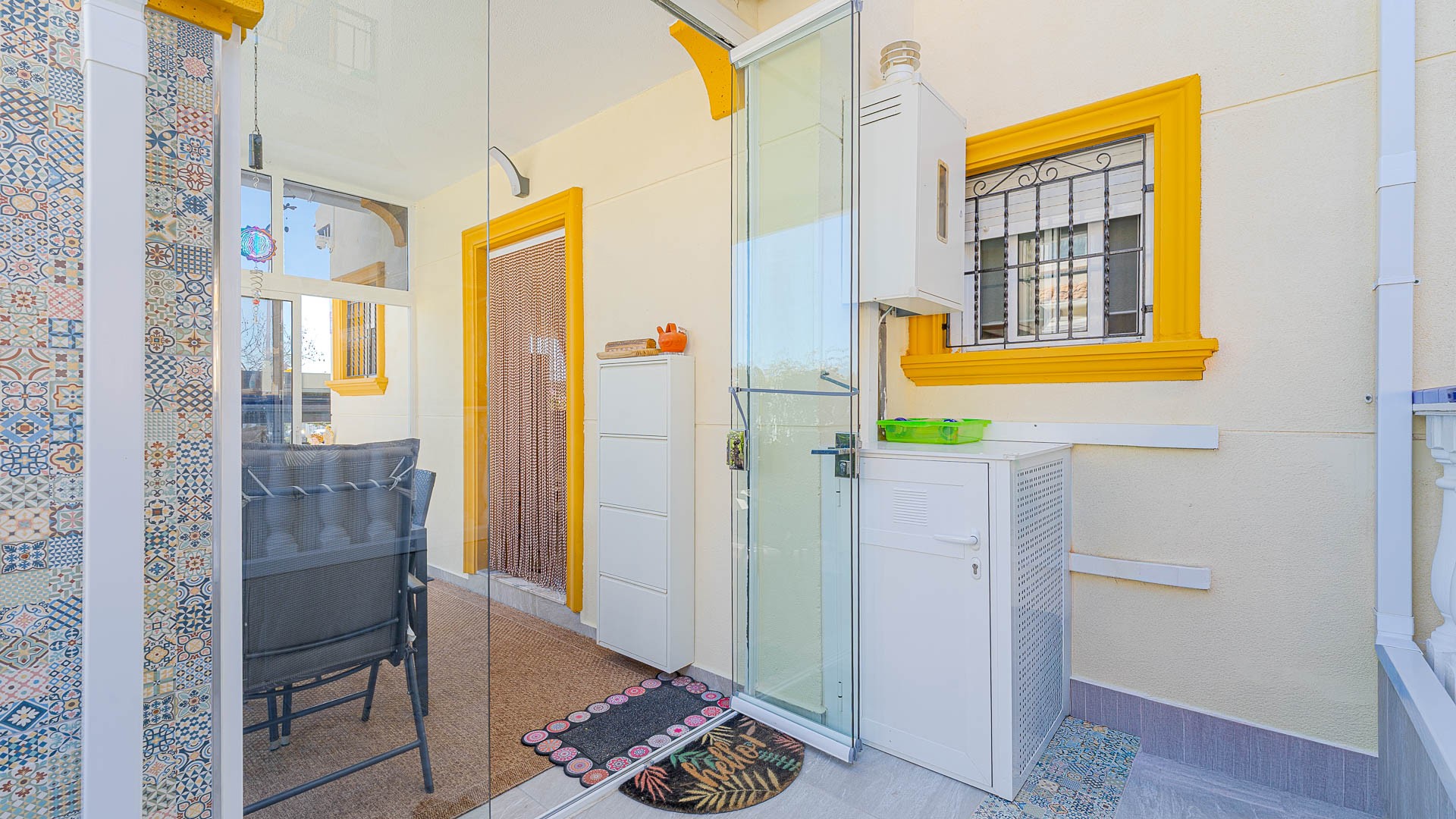 For sale - 2 Bedroom 1 Bathroom Adosado in Punta Prima - Punta Prima  - Alicante