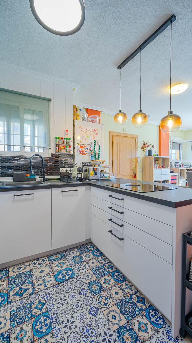 For sale - 2 Bedroom 1 Bathroom Adosado in Punta Prima - Punta Prima  - Alicante