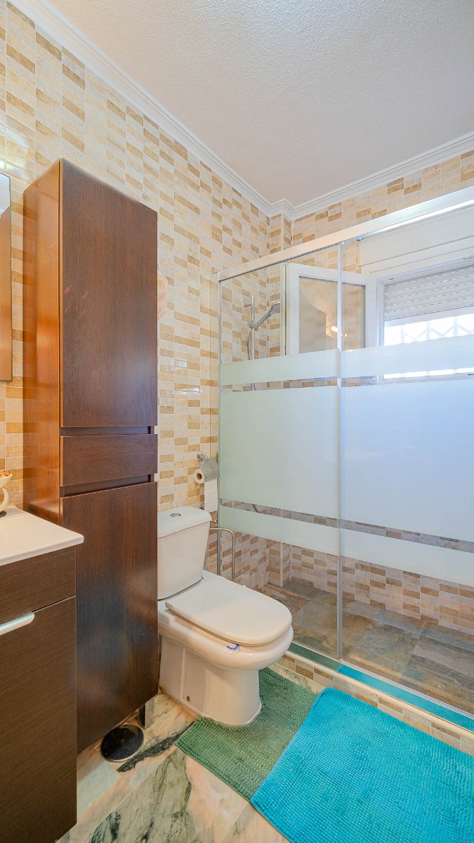 For sale - 2 Bedroom 1 Bathroom Adosado in Punta Prima - Punta Prima  - Alicante