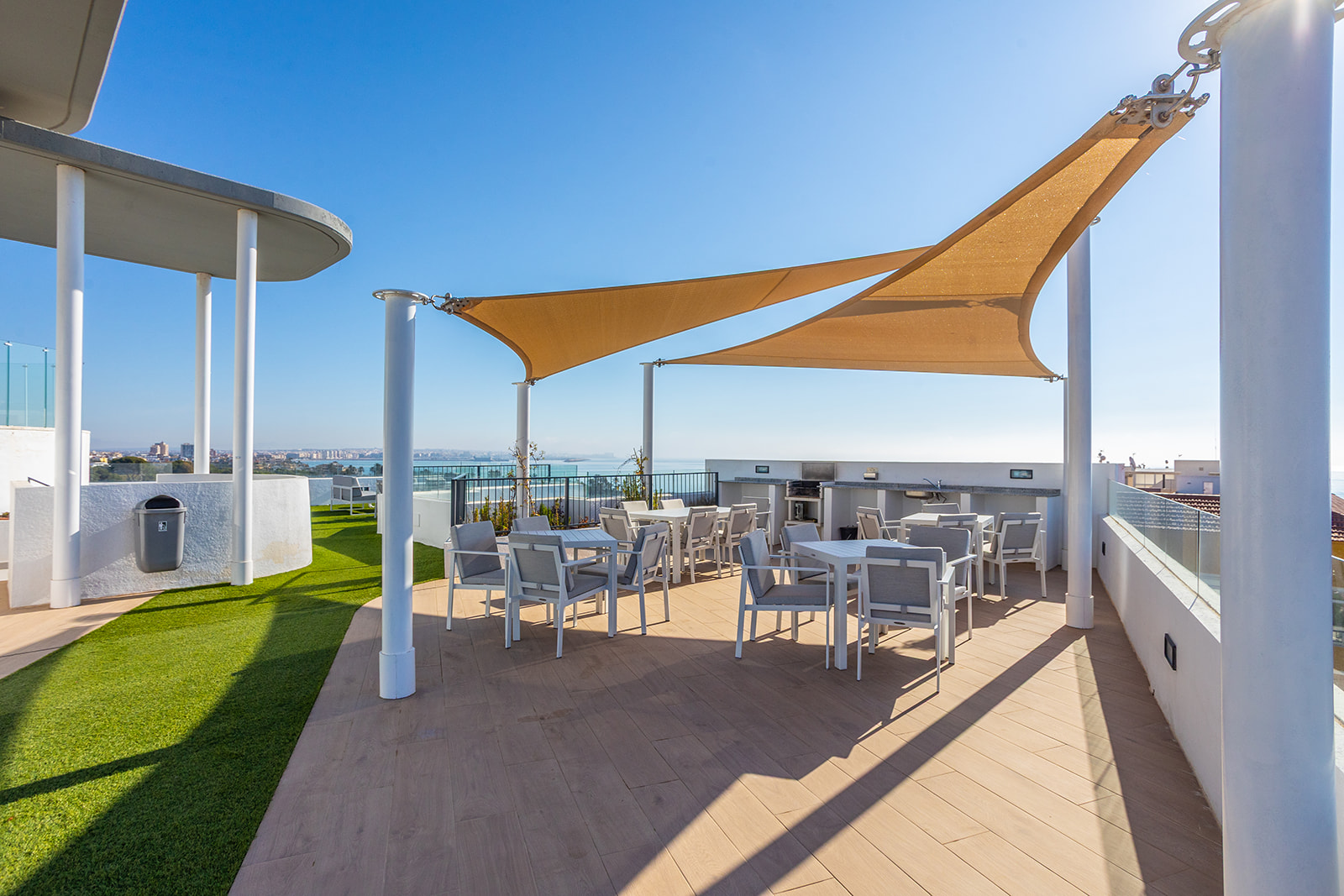 For sale - 2 Bedroom 2 Bathroom Apartment in Torrevieja - Rocio del Mar  - Alicante