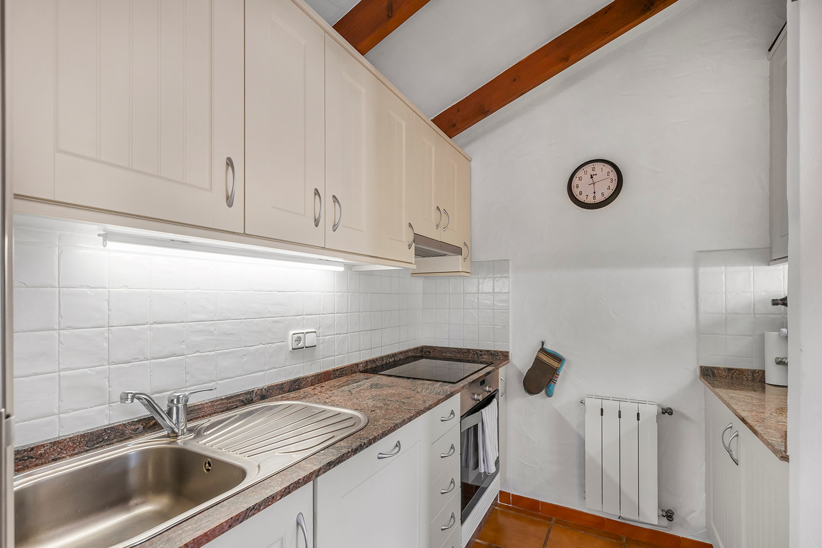 For sale - 3 Bedroom 2 Bathroom Villa in Orihuela - Orihuela Costa  - Alicante